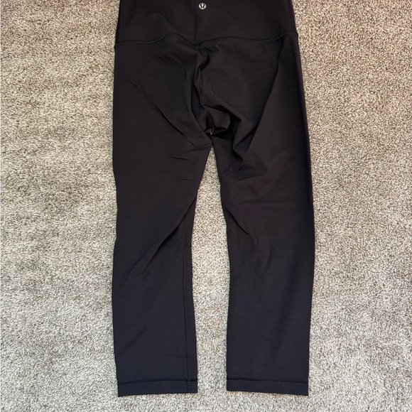 Lululemon Align Crop 21” Black Leggings Size 6 - Picture 4 of 6